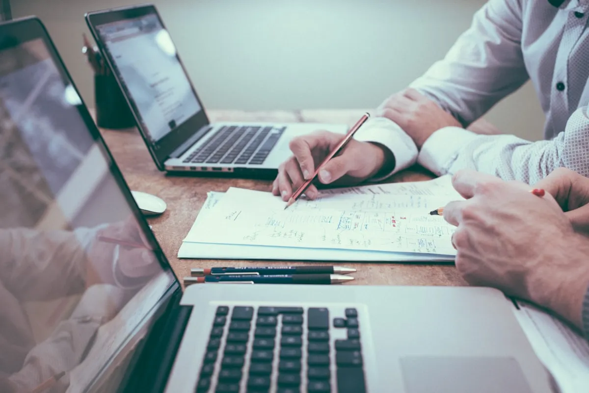 How to Use AI for Stock Market Analysis (Beginner's Guide)